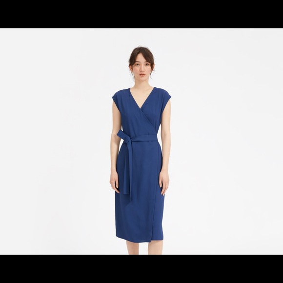 Everlane Dresses & Skirts - Everlane Go weave Wrap Dress